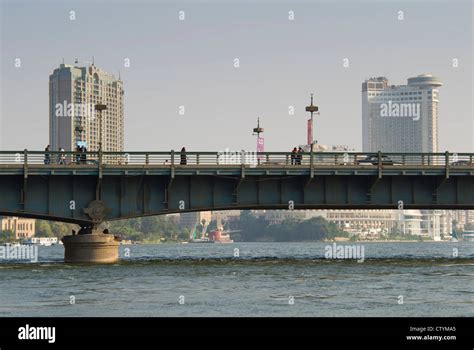 6th october bridge hi-res stock photography and images - Alamy