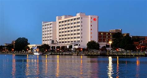 Hilton Wilmington Riverside | Riverside hotel, Dog friendly hotels, Riverside