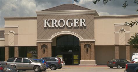 North Texas Kroger Reopens After Rat Infestation - CBS Texas