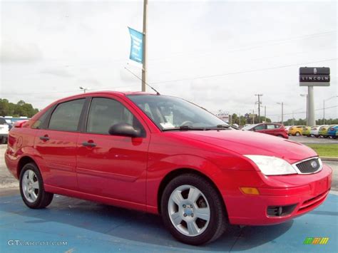 Infra-Red 2006 Ford Focus ZX4 SES Sedan Exterior Photo #82138332 | GTCarLot.com