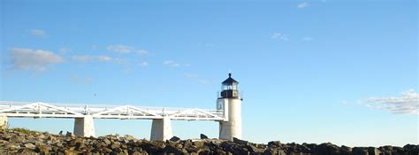 This was the lighthouse in the Forrest Gump movie... Go Forrest. At Marshall Point, Maine ...