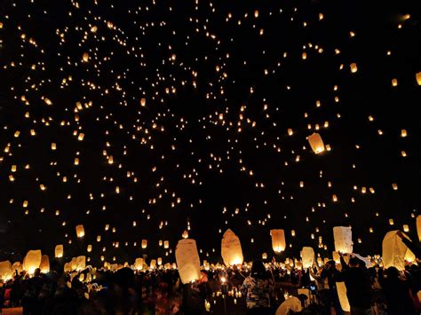 Shining lights: a symbol of hope and healing across religions - HopeHealth