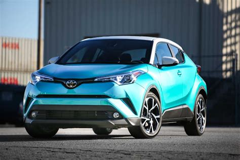 Review: 2018 Toyota CH-R XLE | Subcompact Culture - The small car blog