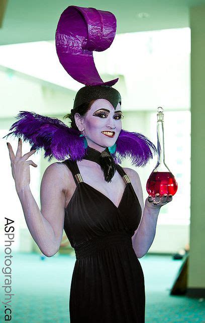 Women's Fashionista: yzma costume