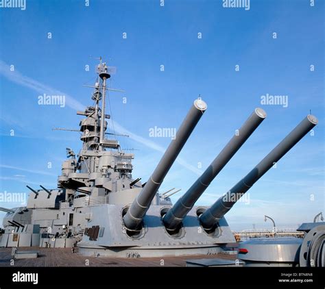 Main Guns, USS Alabama World War II Battleship, Tensas River, Mobile ...