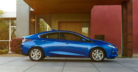 Car review: 2016 Chevy Volt Premier