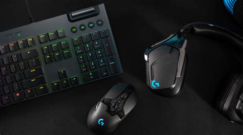 Logitech G815 LIGHTSYNC RGB Mechanical Gaming Keyboard