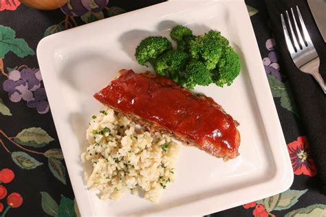 Copycat Pioneer Woman Meatloaf | Recipe | Pioneer woman meatloaf, Food ...