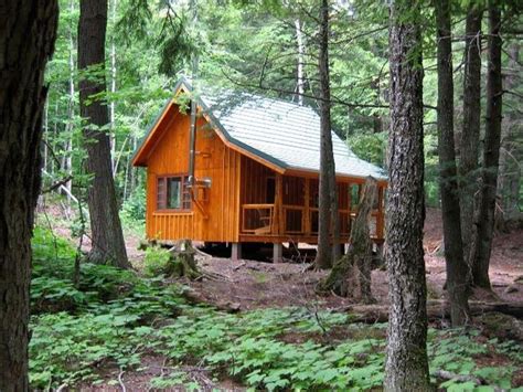 U.P.’s Porcupine Mountains seeking artists for rustic cabin art ...