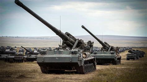 2s7 Pion Malka - Russian Self Propelled 203mm Heavy Artillery - YouTube