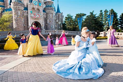 Tokyo Disney Resort Launches ‘Disney Princess: Welcome, Little Princess ...