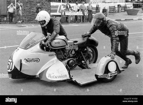 Motorbike sidecar racing hi-res stock photography and images - Alamy