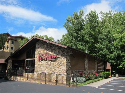 The Peddler Steakhouse, Gatlinburg | Great smoky mountains national park, Gatlinburg vacation ...