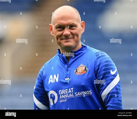 Alex Neil manager of Sunderland arrives at Hillsborough Stock Photo - Alamy