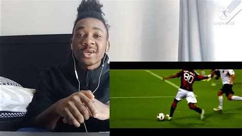 Ronaldinho's Signature Move - The Elastico (Reaction!!!) - YouTube