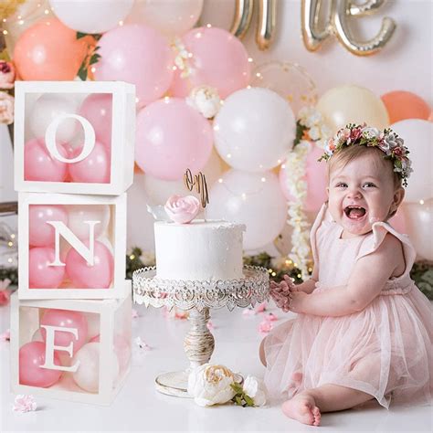 21 Unique Photoshoot Ideas For First Birthday - MOM News Daily