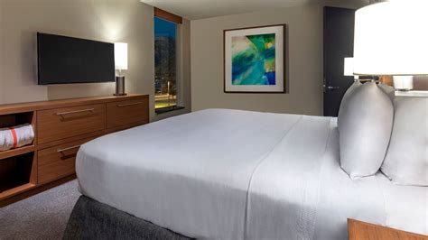 Hotel Rooms near Utah Valley University | Hyatt Place Provo