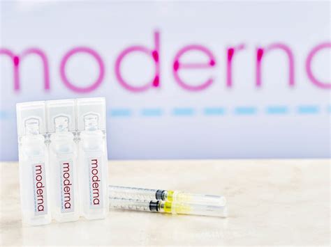 CHMP recommends the Moderna Covid-19 vaccine booster shot in the EU