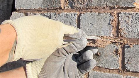 Pointing Brickwork and Repointing Mortar | DIY Doctor