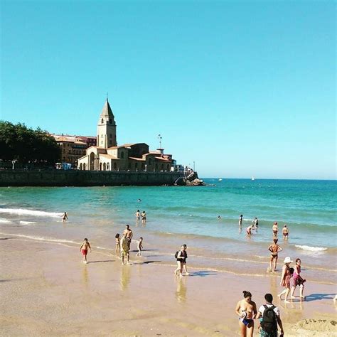 #gijon is a beautiful city full of great food beaches and museums!