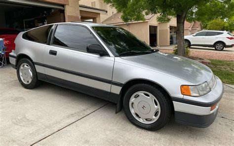 One-Family Owned 1989 Honda CRX Si | Barn Finds