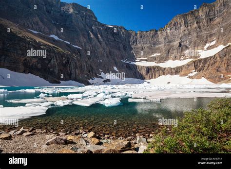 Iceberg lake montana hi-res stock photography and images - Alamy