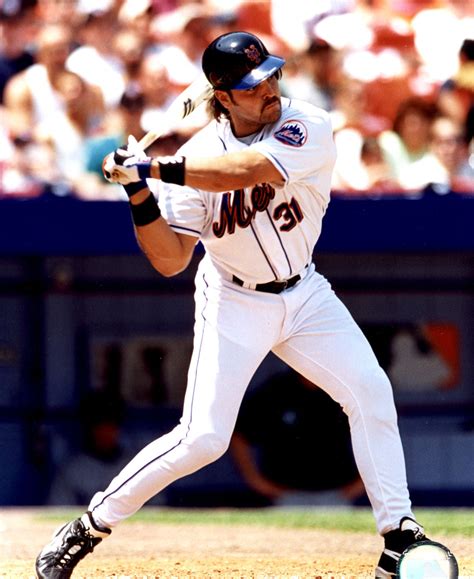 Piazza, Mike | Baseball Hall of Fame