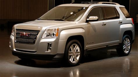 2010 GMC Terrain: Rugged Looks And 30 MPG