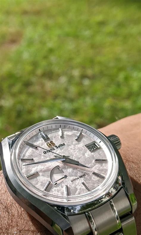 Descubrir 107+ imagen grand seiko cherry blossom review - Thptnganamst ...