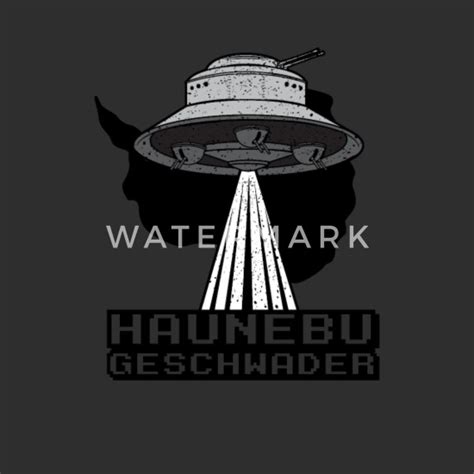 Haunebu Flying Saucer Antarctica Gift Vril UFO Unisex Vintage Sport T-Shirt | Spreadshirt