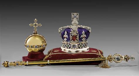 REPLICAS OF THE BRITISH CROWN JEWELS: Crown, Orb & Scep