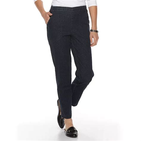 Petite Croft & Barrow® Classic Pull-On Tapered Jeans