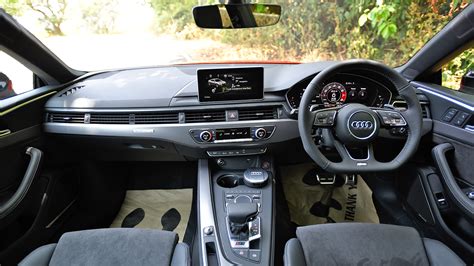 Audi RS 5 2018 STD Interior Car Photos - Overdrive