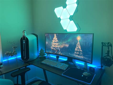 My Christmas setup rn gonna add some more decor | Gaming room setup, Computer desk setup ...
