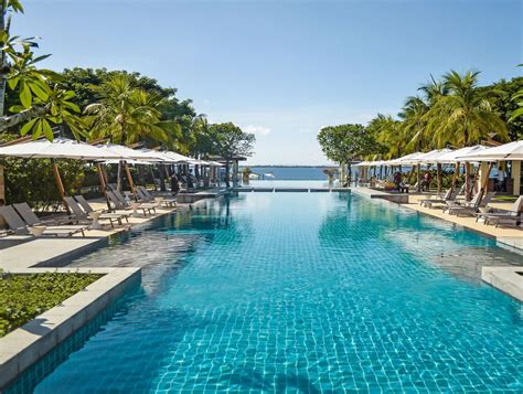 Crimson Resort and Spa - Mactan Island, Cebu, Cebu, Philippines booking and map.