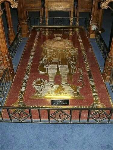 Tomb of Robert I "The Bruce" of Scotland. Dunfermline Abbey. .. | Scotland history, Scotland ...