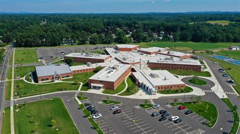 John F. Kennedy Middle School | Enfield, CT - Lockheed Architectural Solutions, Inc.