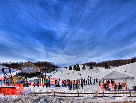 Alpine Valley Ski Area | Fowler's Mill, Ohio | Don Iannone | Flickr