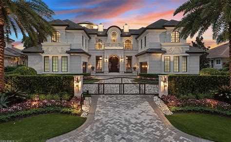 $13 Million Waterfront Home In Naples, Florida (PHOTOS) | Homes of the Rich