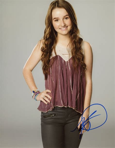 Kaitlyn Dever as Eve Baxter in Last Man Standing | Tank top fashion, Kaitlyn dever, Women