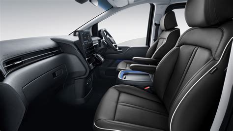 Hyundai Staria Interior image, Pictures, Photos | WapCar