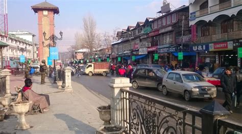 Srinagar: Gunshots heard in Lal Chowk market | India News,The Indian Express