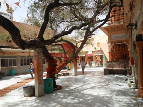 Salasar Balaji Temple - Rajasthan : Inside View of Salasar Balaji ...