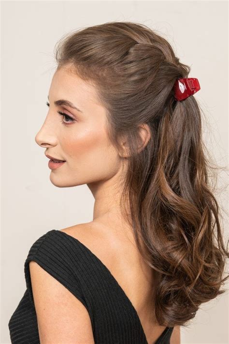 6 Claw Clip Hairstyles Inspo for Your Next Effortless Updo | All Things Hair US