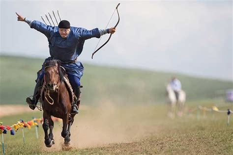 Living Arrow of Mongolian Horseback Archery | Horseback archery, Horseback, Archery