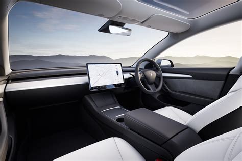 Tesla Model 3 2023 Interior image 01