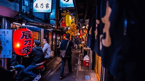 Omoide Yokocho, Shinjuku, Tokyo, Japan Tokyo Night, Izakaya, Japan Travel, The Locals, Night ...