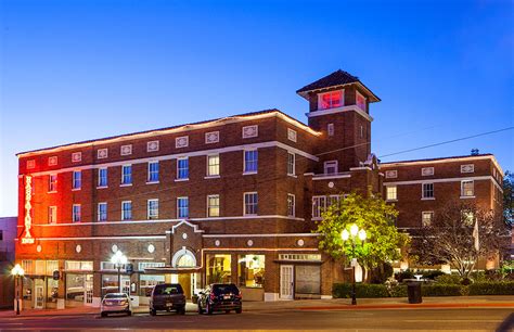 Hassayampa Inn | Arizona Highways