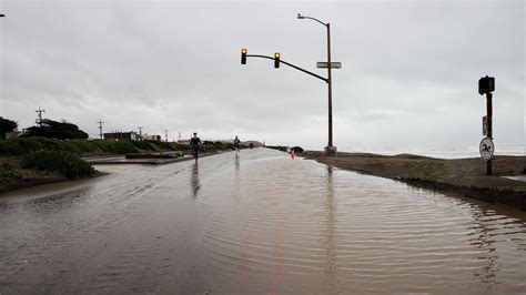 San Francisco starts counting its storm costs - Axios San Francisco