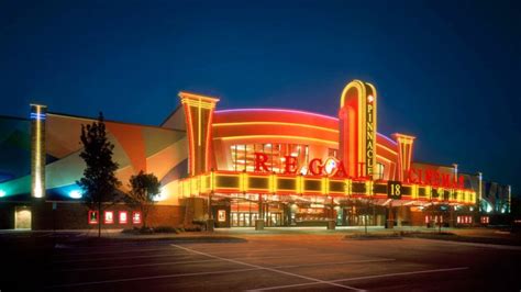 Regal Cinemas Will Require Guests to Wear Face Masks - Variety